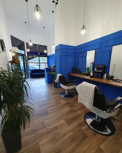 Bro Cut Barbershop Paulina Black